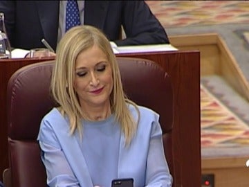 Frame 84.284444 de: Rechazada la moción de censura contra Cifuentes tras un bronco debate en el que el PP llegó a abandonar el Pleno