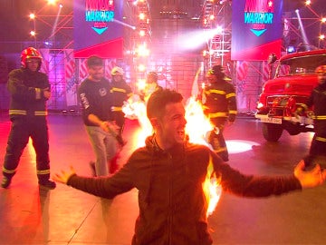 Fernando Garrido, el bombero que se estrenó en ‘Ninja Warrior’ prendido en llamas