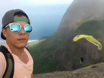 Un joven resulta herido de gravedad tras saltar y perder el control de su parapente en el icónico morro de Río de Janeiro Un joven resulta herido de gravedad tras saltar y perder el control de su parapente en el icónico morro de Río de Janeiro