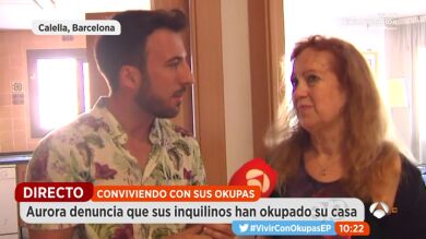 El drama de Aurora, la mujer obligada a vivir con sus okupas que se encuentra amenazada por ellos
