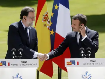 Encuentro entre Rajoy y Macron Encuentro entre Rajoy y Macron