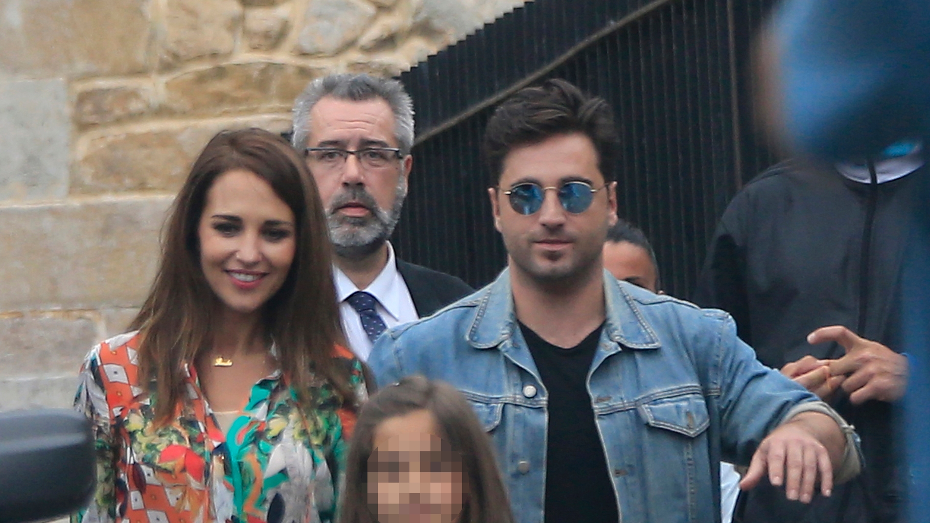 Paula Echevarría y David Bustamante antes de la comunión de su hija Daniella