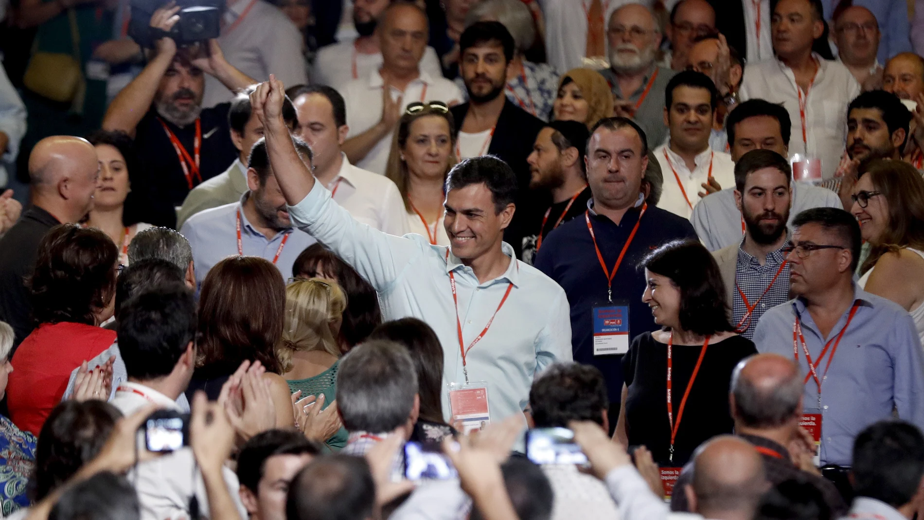 El líder del PSOE, Pedro Sánchez, a su llegada al 39 congreso federal de los socialistas El líder del PSOE, Pedro Sánchez, a su llegada al 39 congreso federal de los socialistas