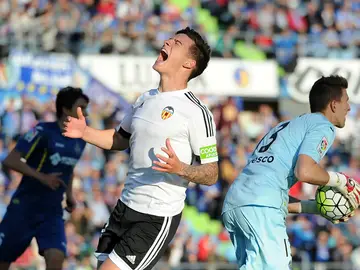 Santi Mina se lamenta Santi Mina se lamenta