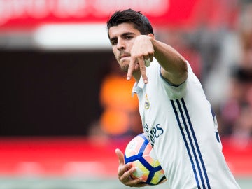 Morata celebra un gol con el Real Madrid