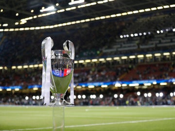 El trofeo de la Champions League, en Cardiff