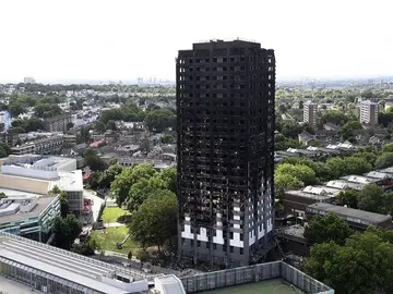 La Torre Grenfell tras ser asolada por el fuego La Torre Grenfell tras ser asolada por el fuego