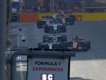 Vettel embiste a Hamilton