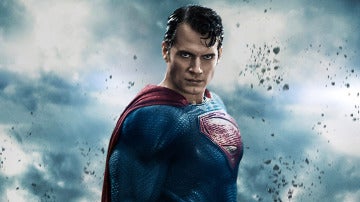 Henry Cavill como Superman