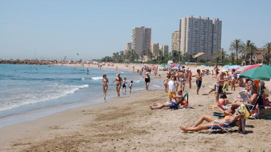 Imagen de la playa de El Puig, en Valencia