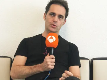 Pedro Alonso: "Para trabajar mi personaje fui a una fundación de enfermos terminales" Pedro Alonso: "Para trabajar mi personaje fui a una fundación de enfermos terminales"