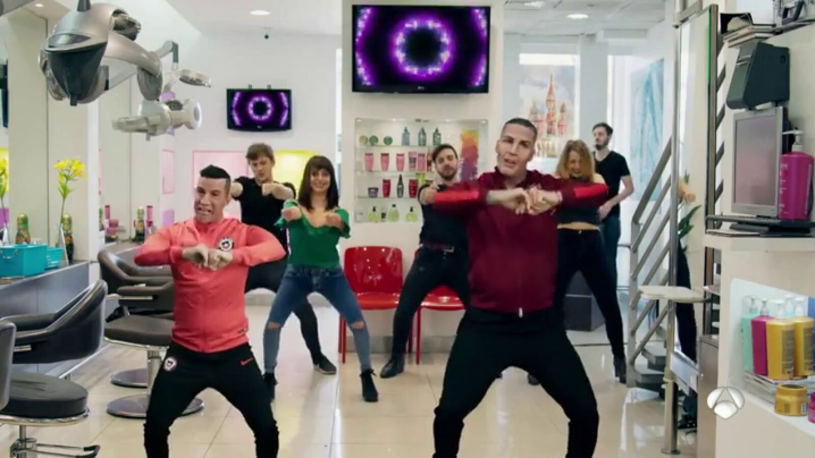 La versión más futbolera de 'Despacito': Cristiano Ronaldo y Alexis versionan la canción del verano