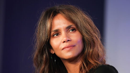 Halle Berry 