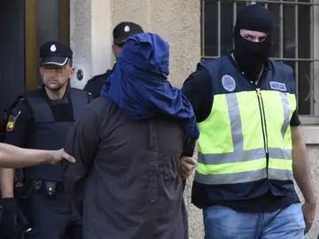 La Policía detiene a un sospechoso en una operación anti yihadista en Mallorca La Policía detiene a un sospechoso en una operación anti yihadista en Mallorca
