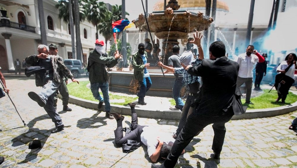Violencia en el Parlamento de Venezuela
