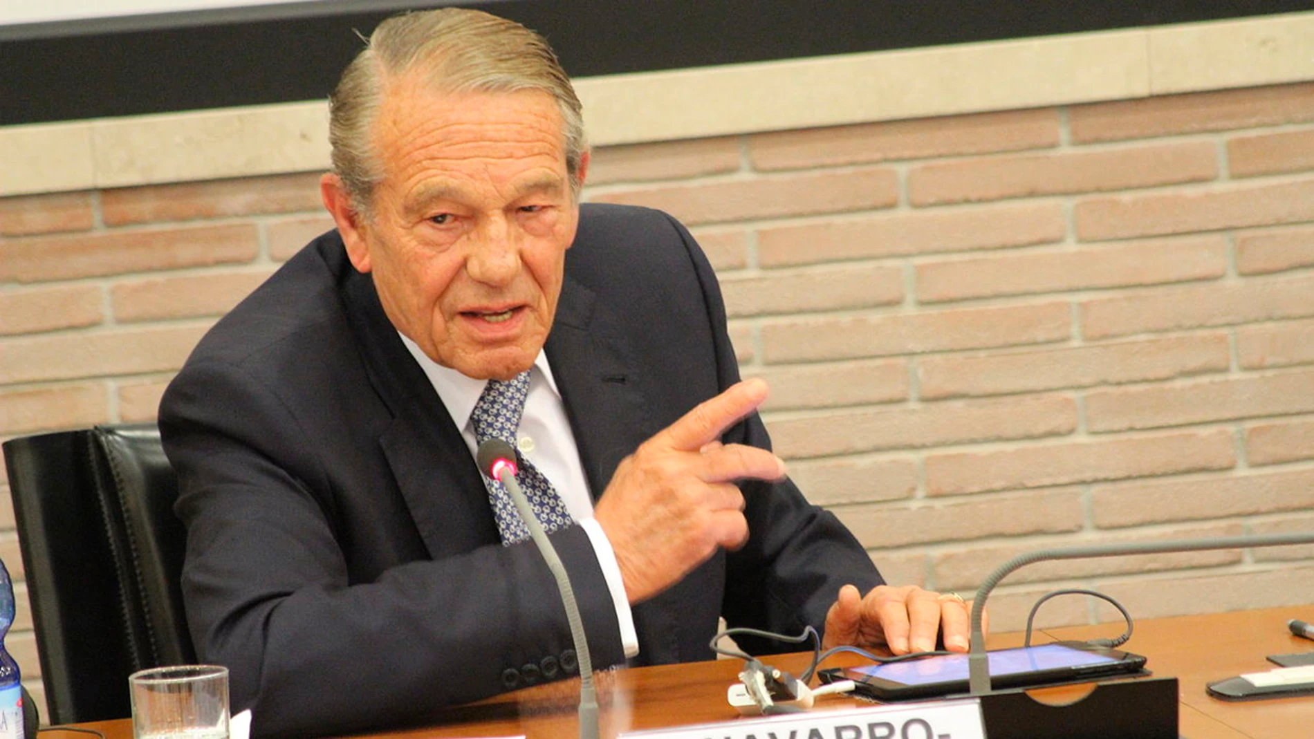 Joaquín Navarro-Valls Joaquín Navarro-Valls