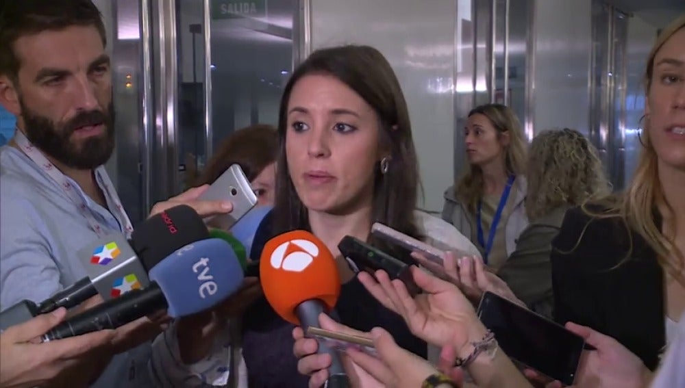 Podemos condena "todas las violencias", también las de la oposición, y llama a la prudencia
