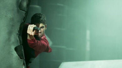 Nos liamos a tiros en 'La casa de papel' para crear una secuencia explosiva