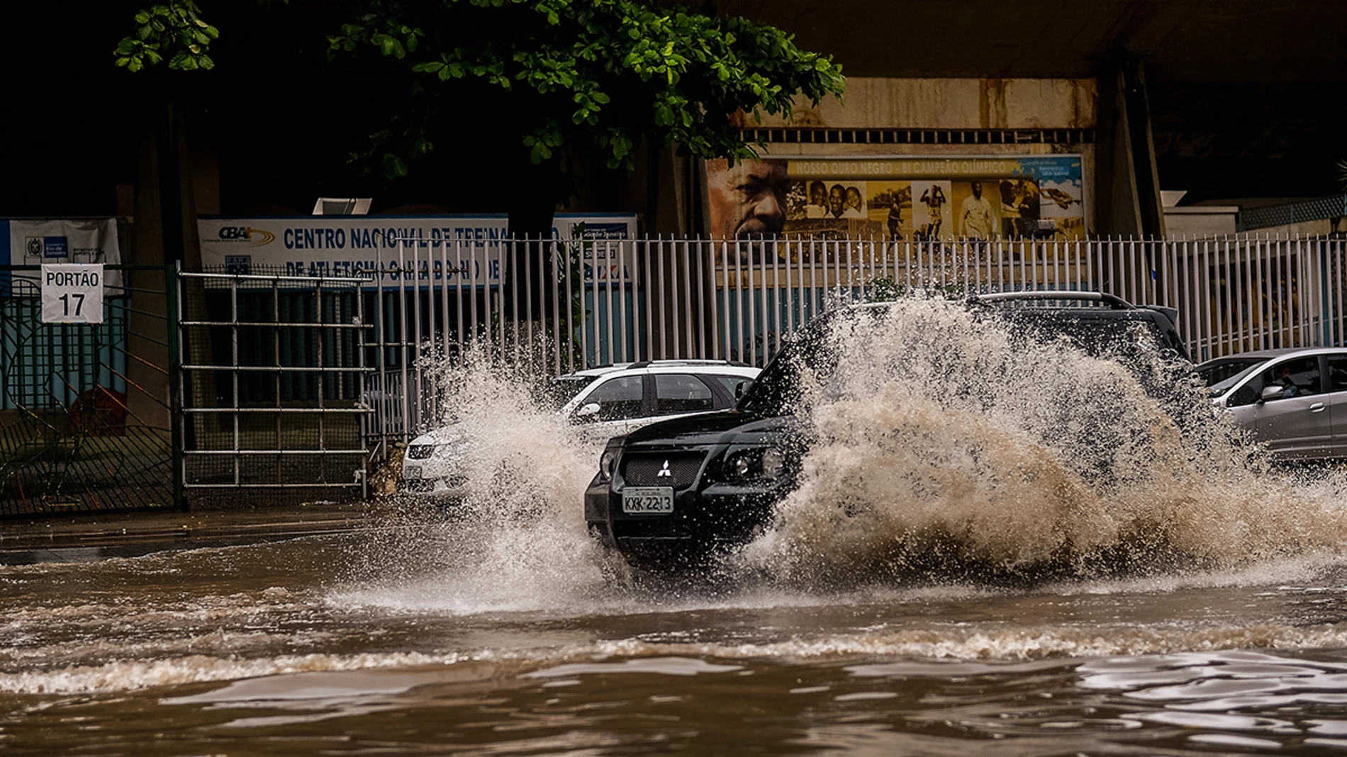 Grandes lluvias, entorpecen la circulación Grandes lluvias, entorpecen la circulación