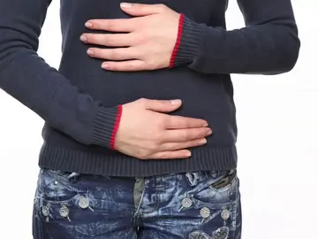 El dolor de estomágo son síntomas habituales en una intoxicación alimentaria. El dolor de estomágo son síntomas habituales en una intoxicación alimentaria.