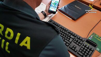 Detenida por celebrar en las redes sociales la muerte de un policía en la Línea de la Concepción