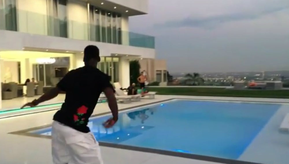 Pogba, bailando