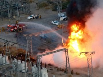 Incendio en una estación eléctrica