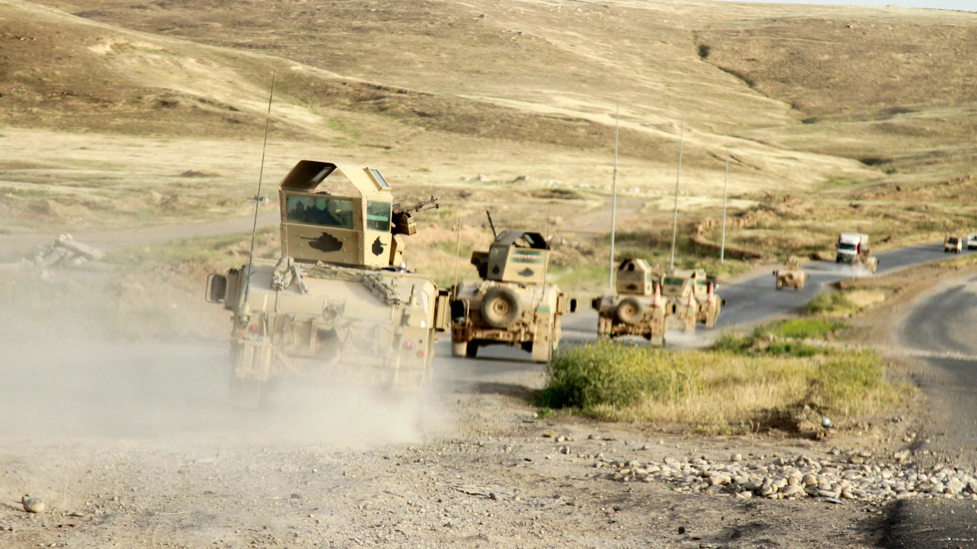 Tanques se dirigen al noroeste de la ciudad de Mosul Tanques se dirigen al noroeste de la ciudad de Mosul