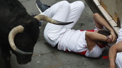 Dos heridos en un rápido cuarto encierro de los Sanfermines 2017, protagonizado por los Fuente Ymbro