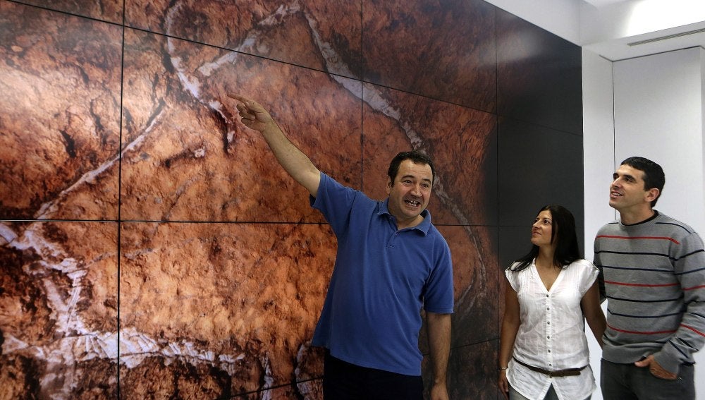Encuentran en Gipuzkoa unos grabados paleolíticos únicos en la Península