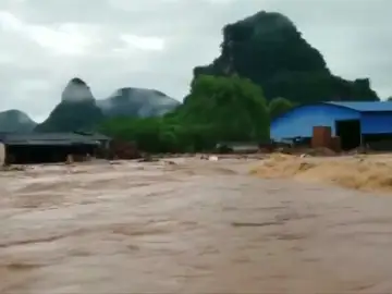 83 muertos y un millon y medio de evacuados en China 83 muertos y un millon y medio de evacuados en China