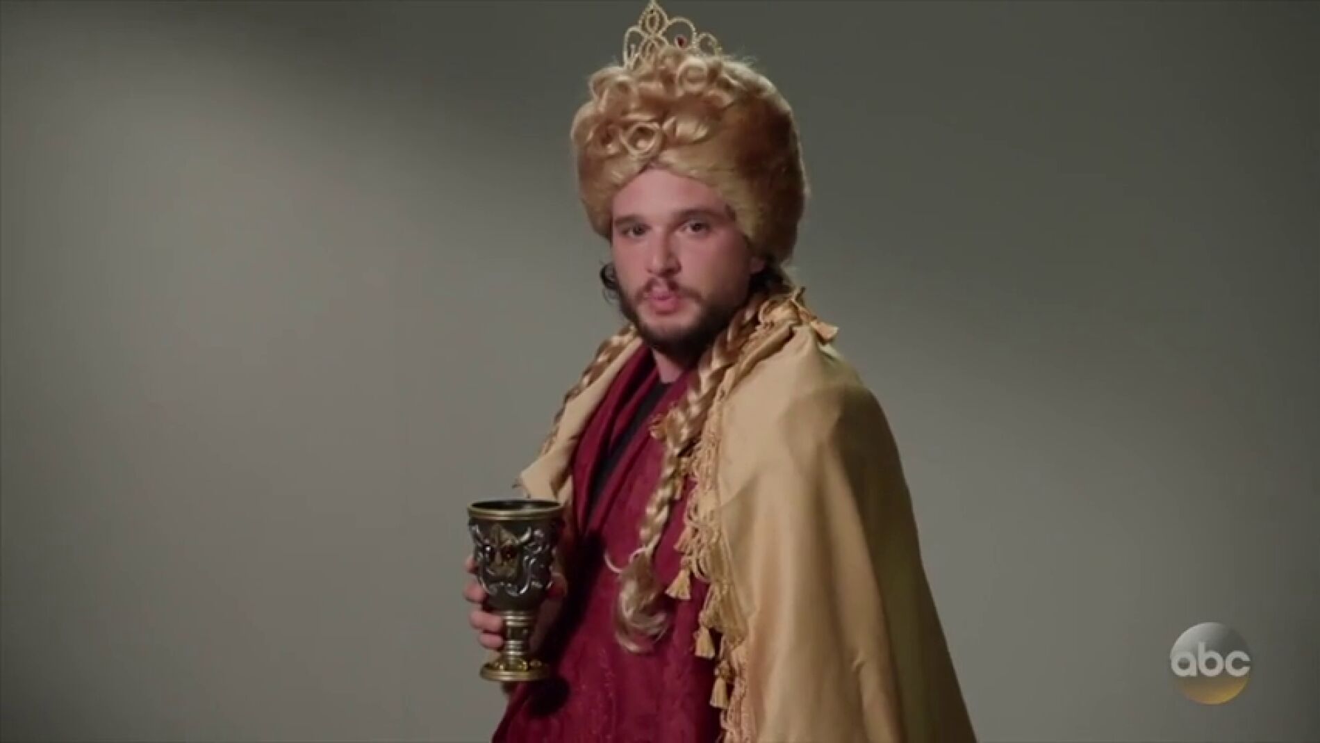 Kit Harington parodia a sus compañeros de 'Juego de Tronos'