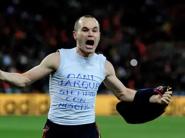 Andrés Iniesta celebra su gol ante Holanda en la final del Mundial Andrés Iniesta celebra su gol ante Holanda en la final del Mundial
