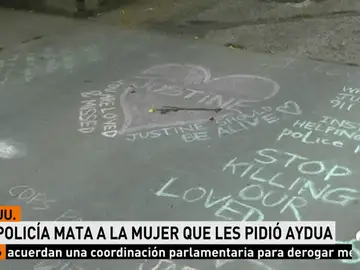 Investigan la muerte de una australiana a manos de la policía en Estados Unidos después de que ella llamara para denunciar un abuso sexual Investigan la muerte de una australiana a manos de la policía en Estados Unidos después de que ella llamara para denunciar un abuso sexual