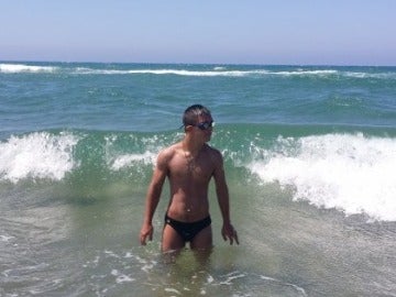 Valerio Catoia en la playa