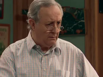 Pelayo se entera que Fuencisla se va de viaje Pelayo se entera que Fuencisla se va de viaje