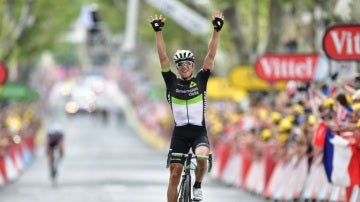Edvald Boasson Hagen celebra su victoria en la etapa 19 del Tour de Francia