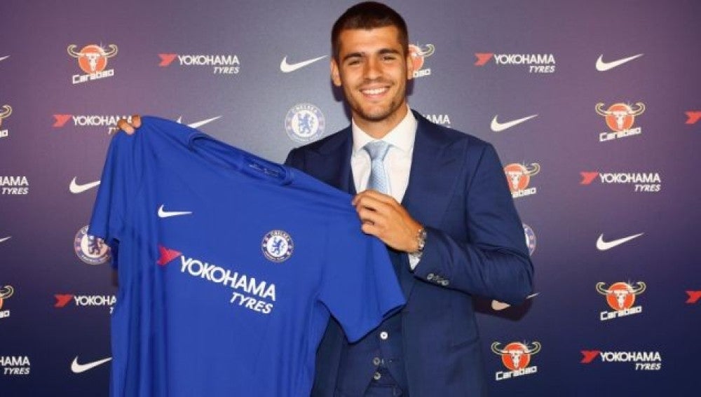 Morata con la camiseta del Chelsea