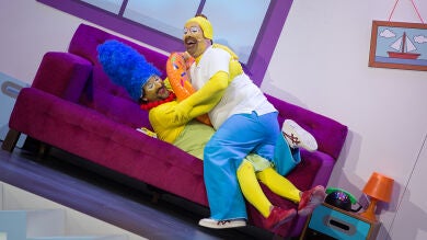 Los Simpson se cuelan en ‘Me Resbala’ de la mano de Carlos Latre y El Monaguillo 
