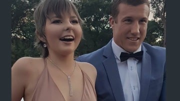 Hannah junto a Trent Hodkinson