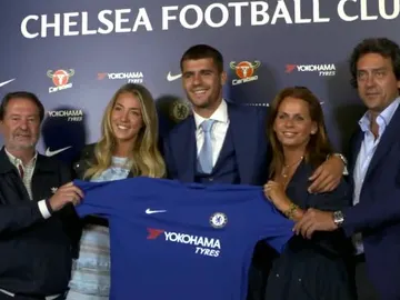 Álvaro Morata, con la camiseta del Chelsea Álvaro Morata, con la camiseta del Chelsea