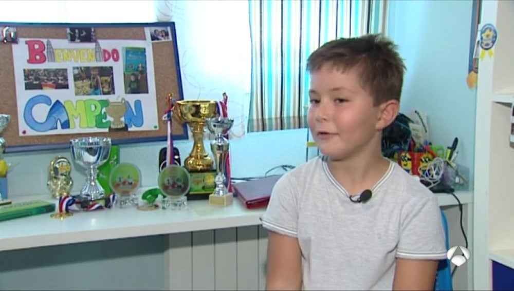Así es Nacho, el español de 8 años que se ha proclamado campeón del mundo de cálculo