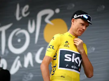Froome, con el maillot amarillo Froome, con el maillot amarillo