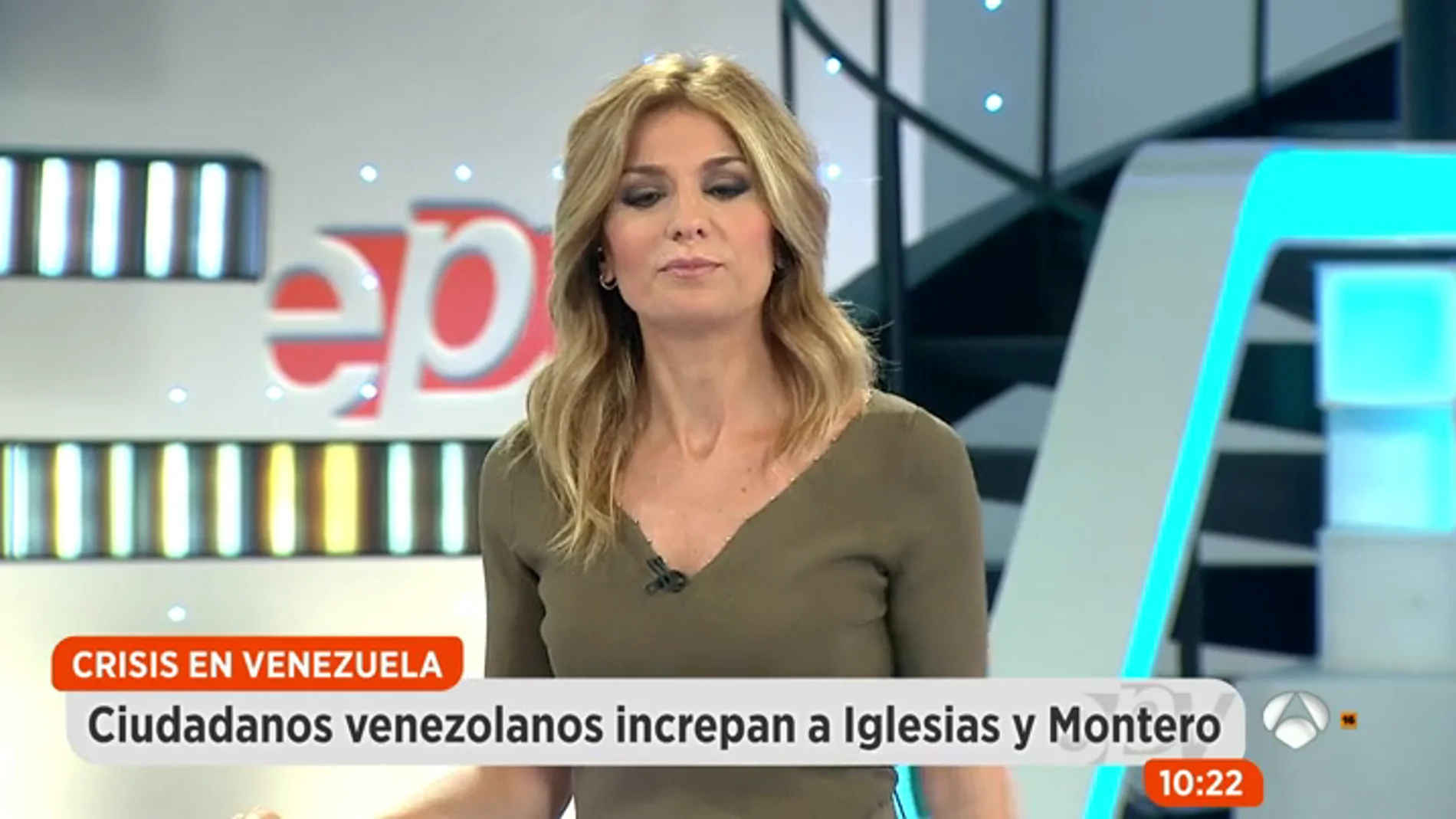 Ciudadanos venezolanos increpan a Pablo Iglesias e Irene Montero