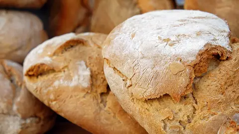 Barras de pan, imagen de archivo El consumo de pan aporta un gran valor nutricional