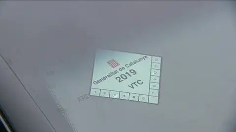 Cataluña regula por ley el alquiler de coches con conductor Cataluña regula por ley el alquiler de coches con conductor