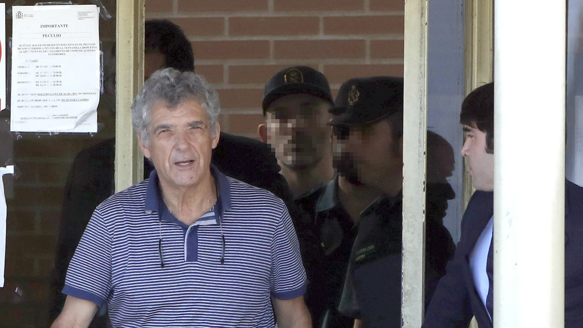 Ángel María Villar, saliendo de prisión Ángel María Villar, saliendo de prisión
