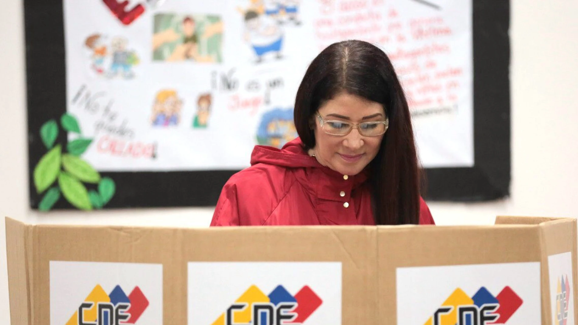 Cilia Flores votando Cilia Flores votando