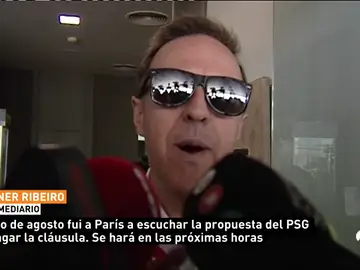 Wagner Ribeiro, agente de Neymar, confirma que el jugador se va al PSG: "Vamos a pagar la cláusula" Wagner Ribeiro, agente de Neymar, confirma que el jugador se va al PSG: "Vamos a pagar la cláusula"
