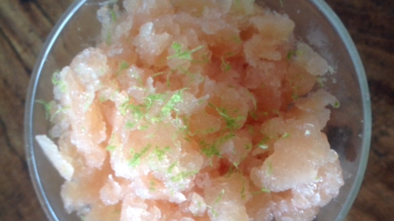 Refréscate este verano con un exótico granizado de pomelo rosa con wasabi